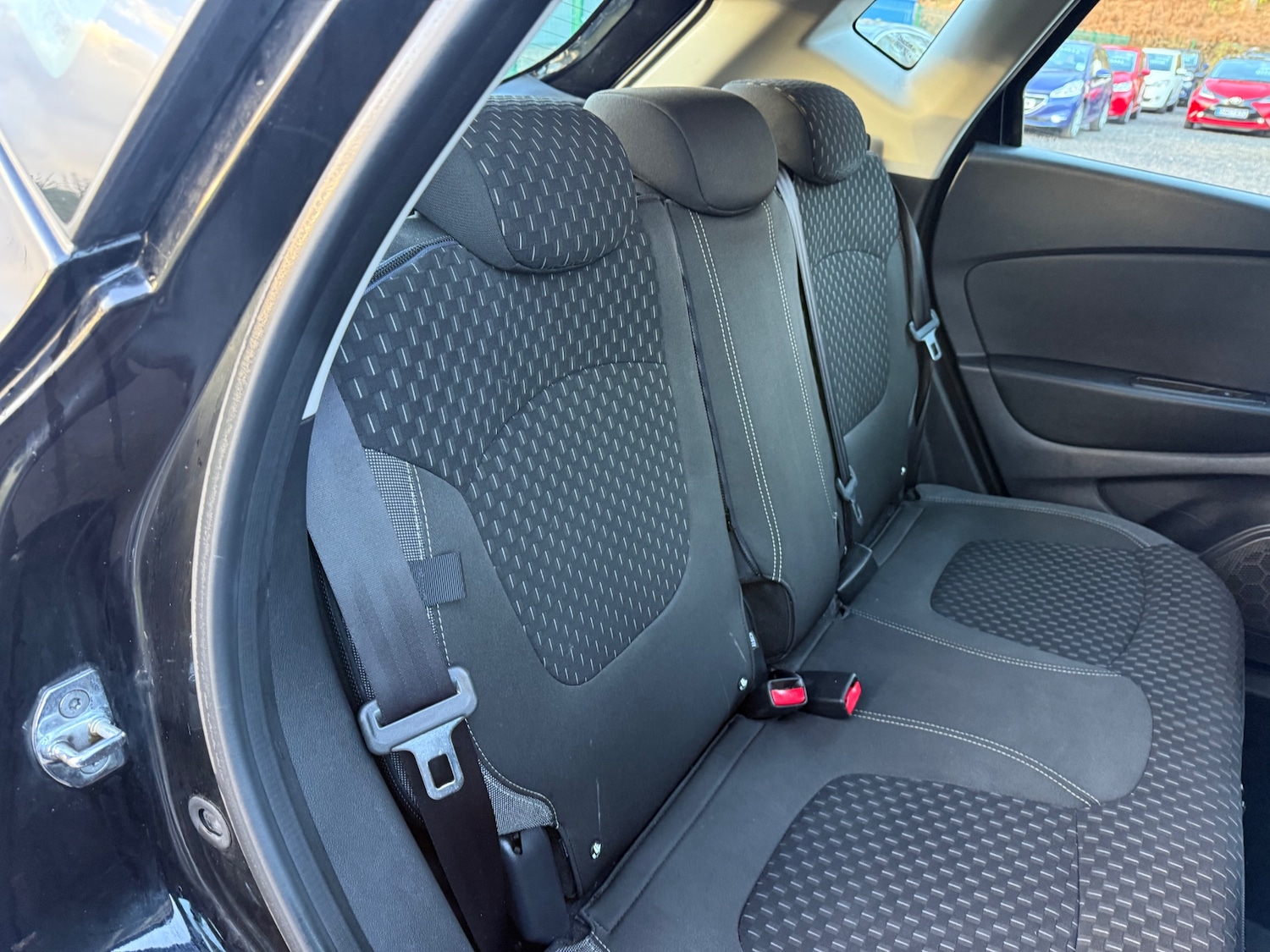 Used Renault Captur 2017 for sale - 76626746: Photo 24