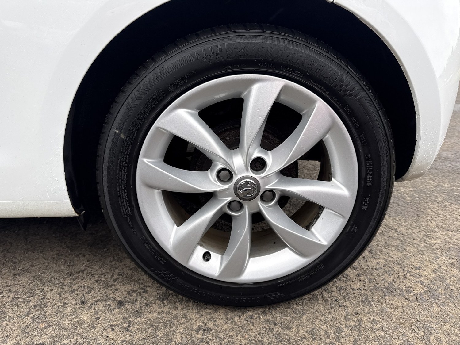 Used Vauxhall ADAM 2014 for sale - 77921283: Photo 12