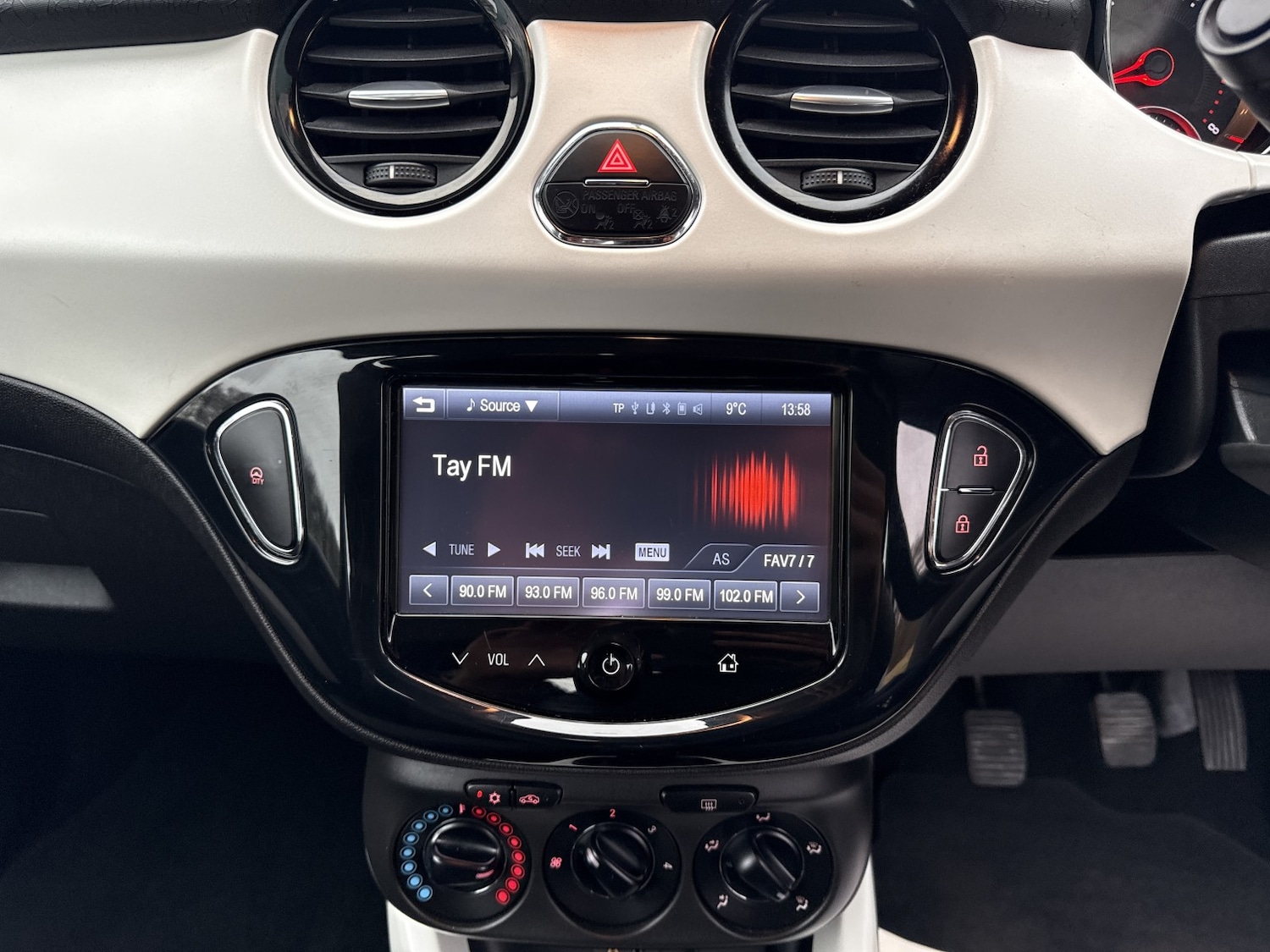 Used Vauxhall ADAM 2014 for sale - 77921283: Photo 23