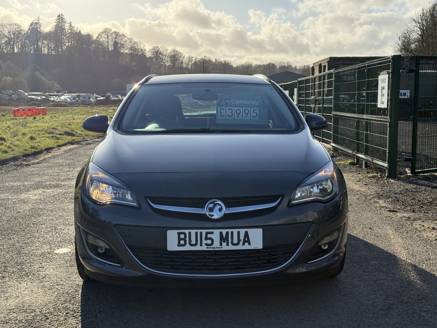 Used Vauxhall Astra 2015 for sale - 78018364: Photo 2