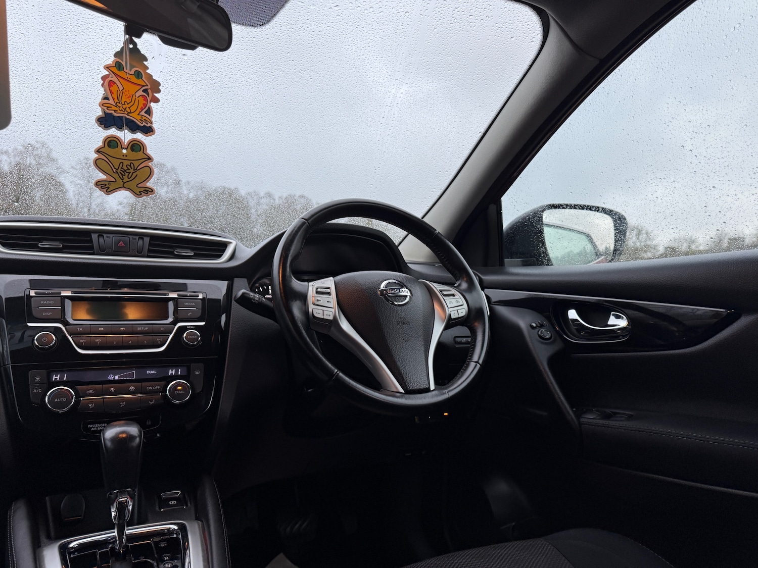 Used Nissan Qashqai 2014 for sale - 77319931: Photo 15