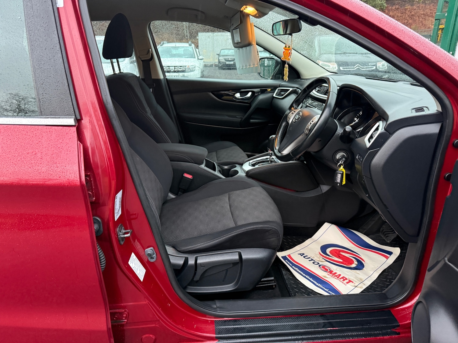 Used Nissan Qashqai 2014 for sale - 77319931: Photo 16