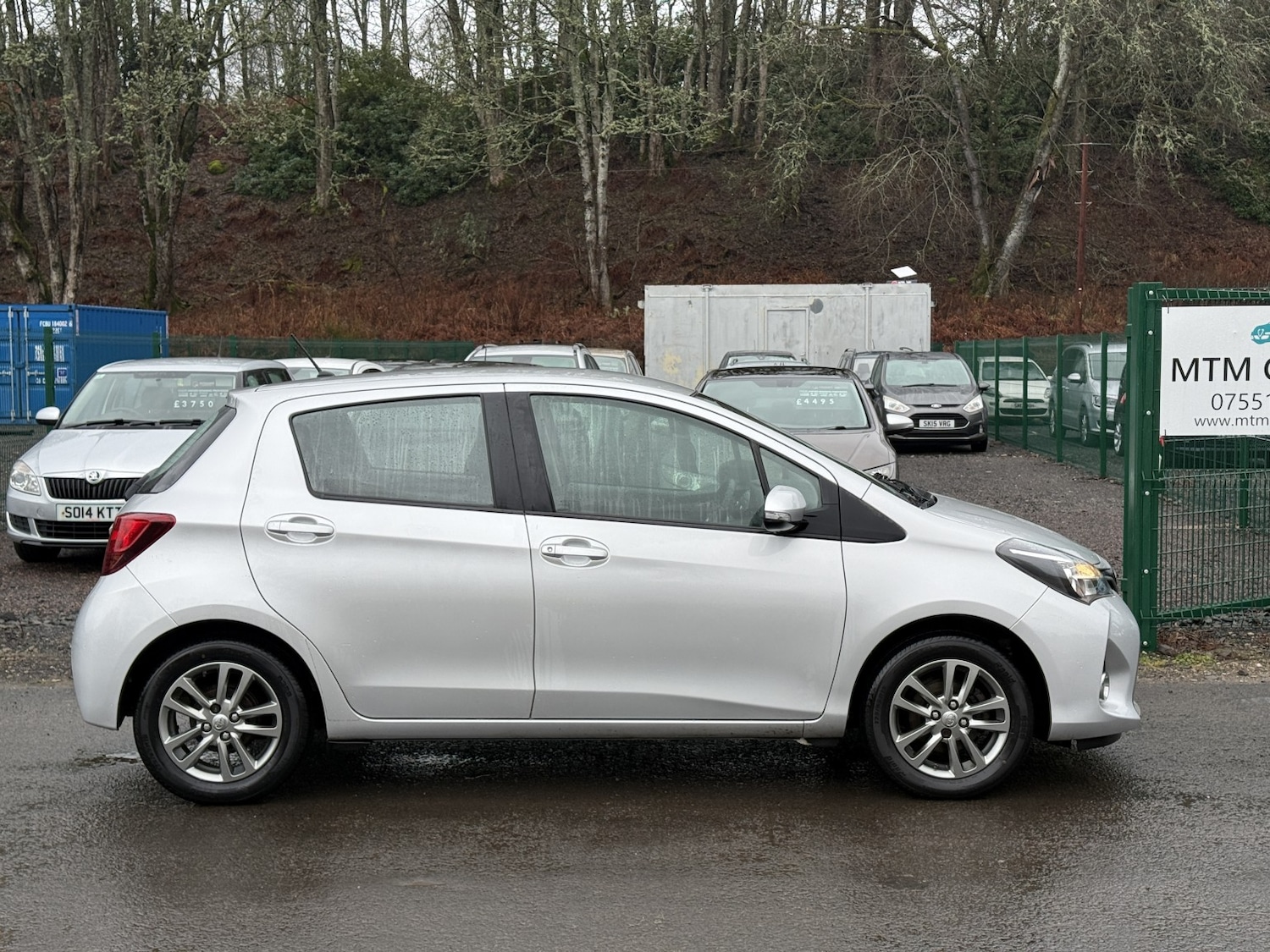 Used Toyota Yaris 2015 for sale - 77801798: Photo 4