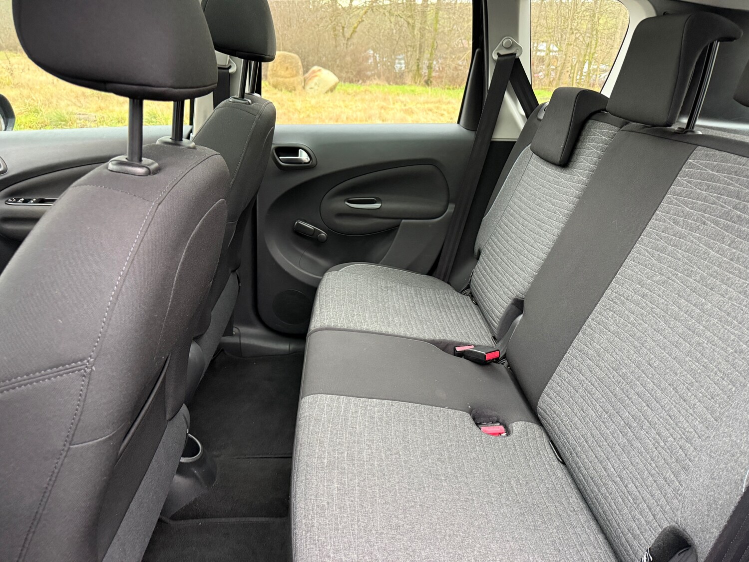 Used Citroen C3 Picasso 2014 for sale - 76905180: Photo 30