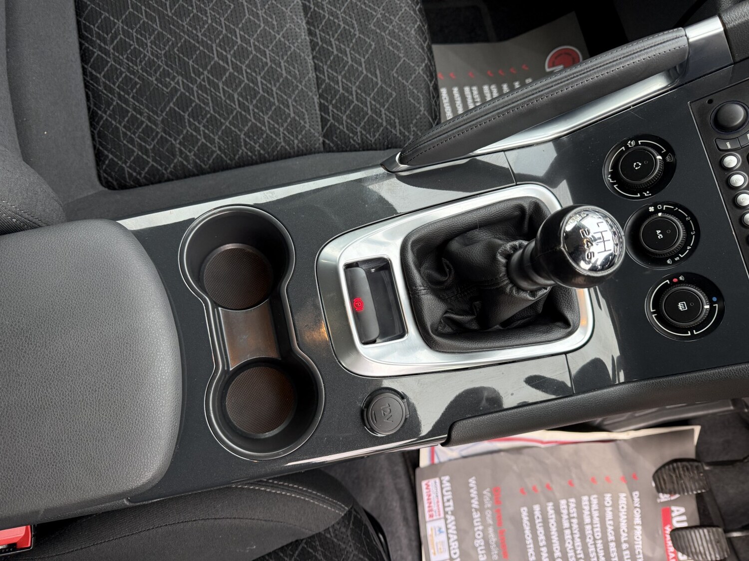 Used Peugeot 3008 2015 for sale - 77801787: Photo 25