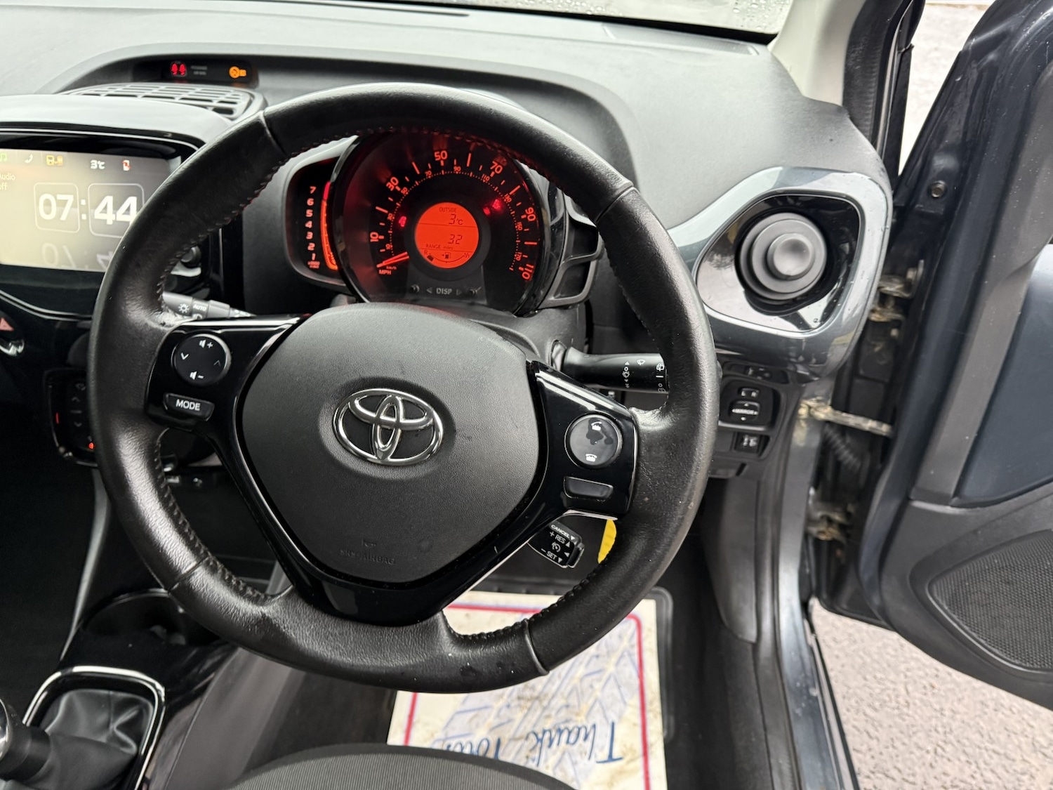 Used Toyota AYGO 2017 for sale - 77801801: Photo 18