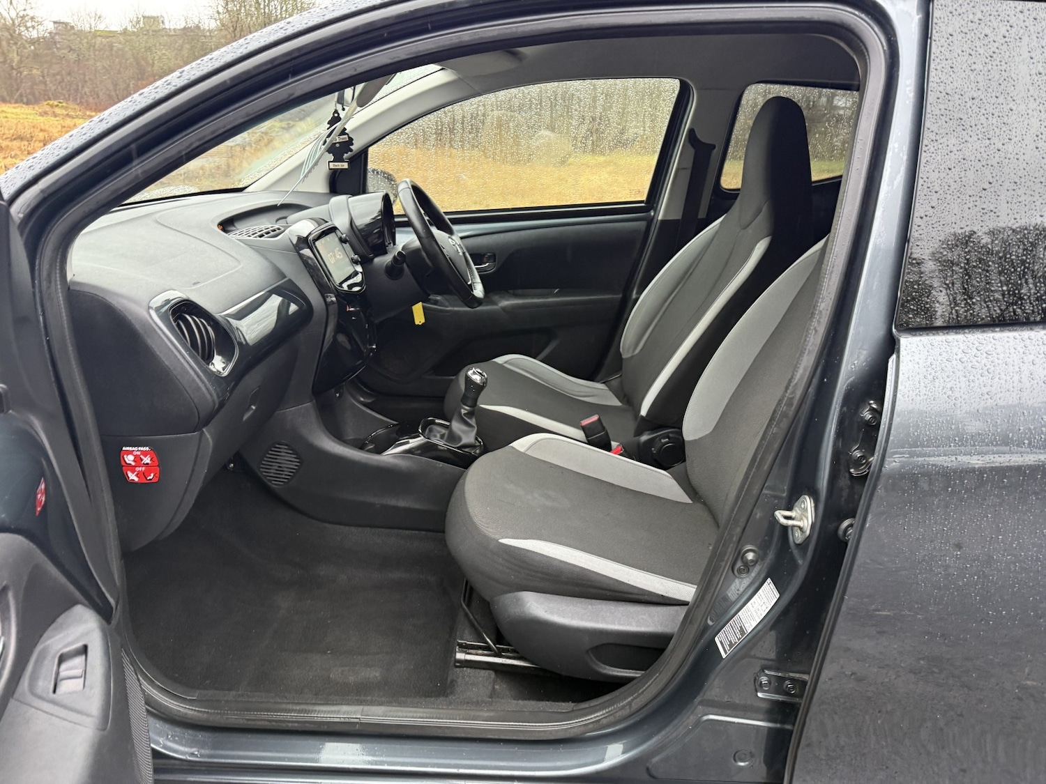 Used Toyota AYGO 2017 for sale - 77801801: Photo 21