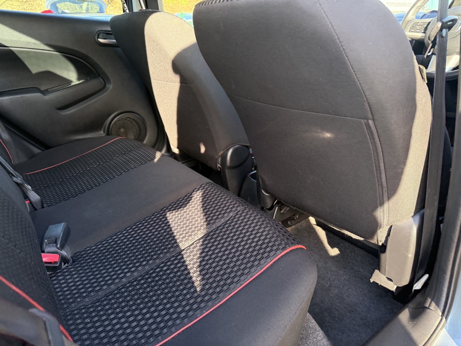 Used Mazda Mazda2 2012 for sale - 77801799: Photo 33