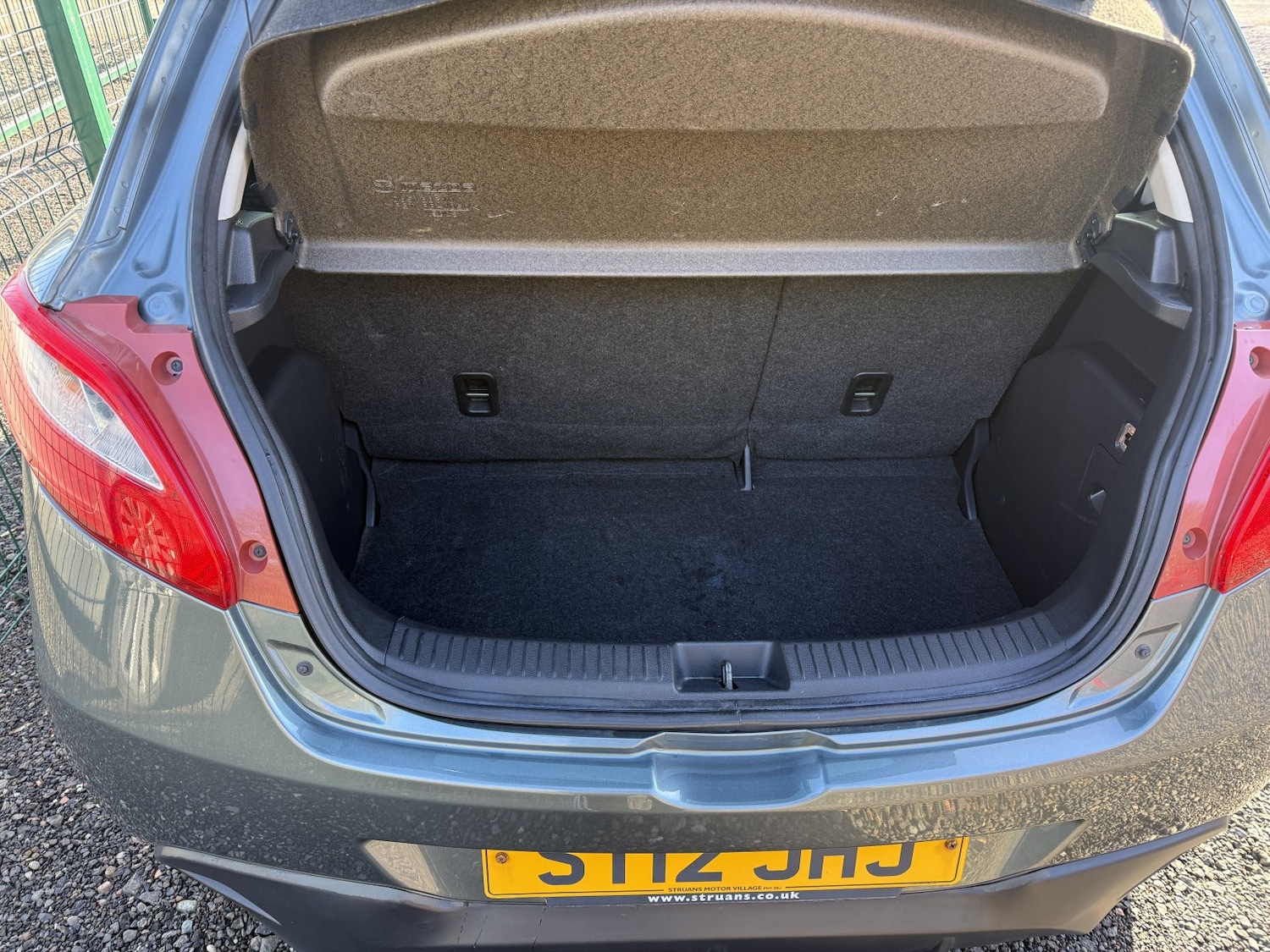 Used Mazda Mazda2 2012 for sale - 77801799: Photo 35