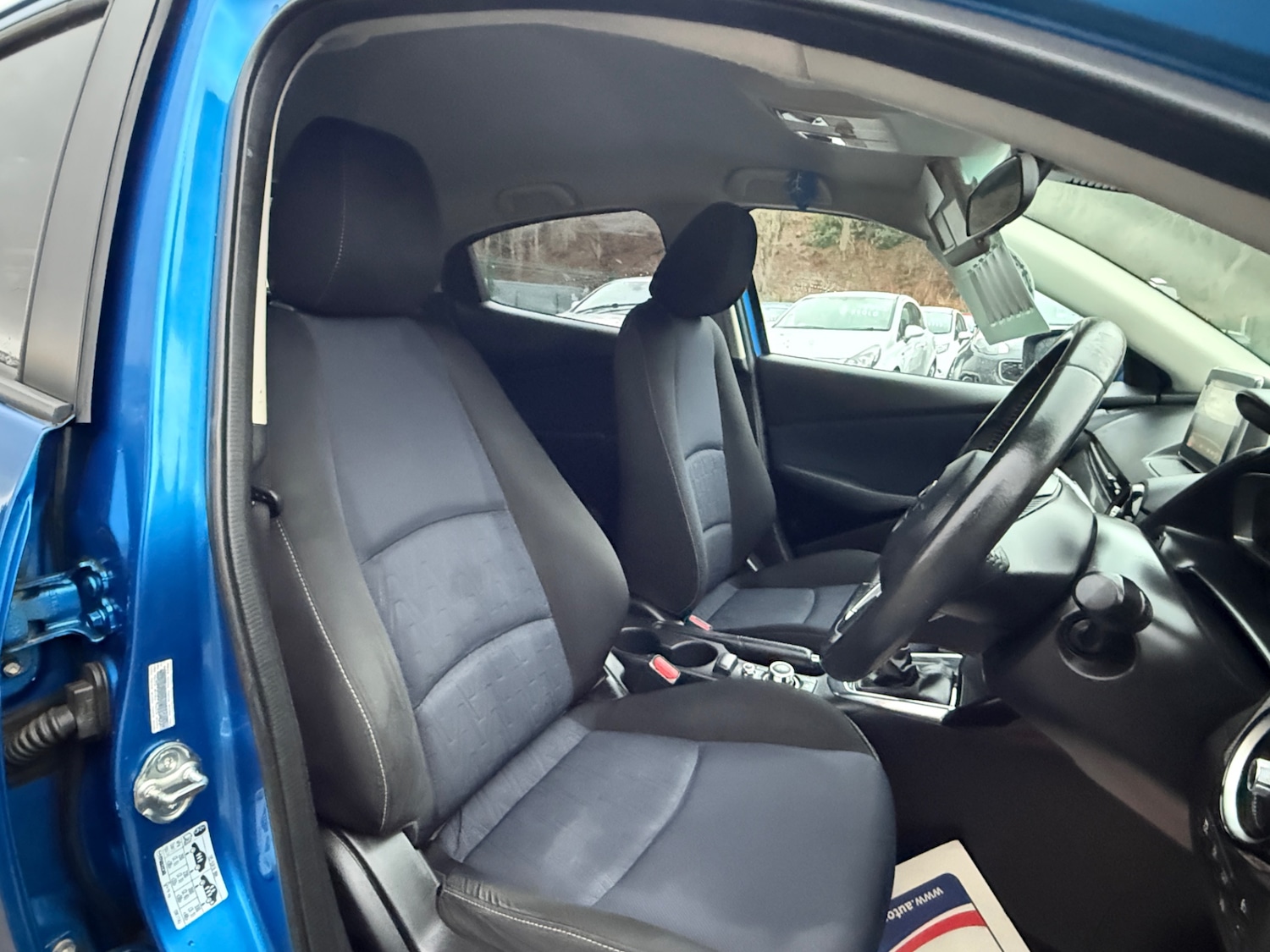 Used Mazda Mazda2 2015 for sale - 77201522: Photo 19