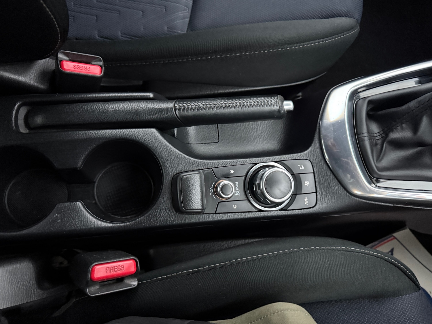 Used Mazda Mazda2 2015 for sale - 77201522: Photo 27