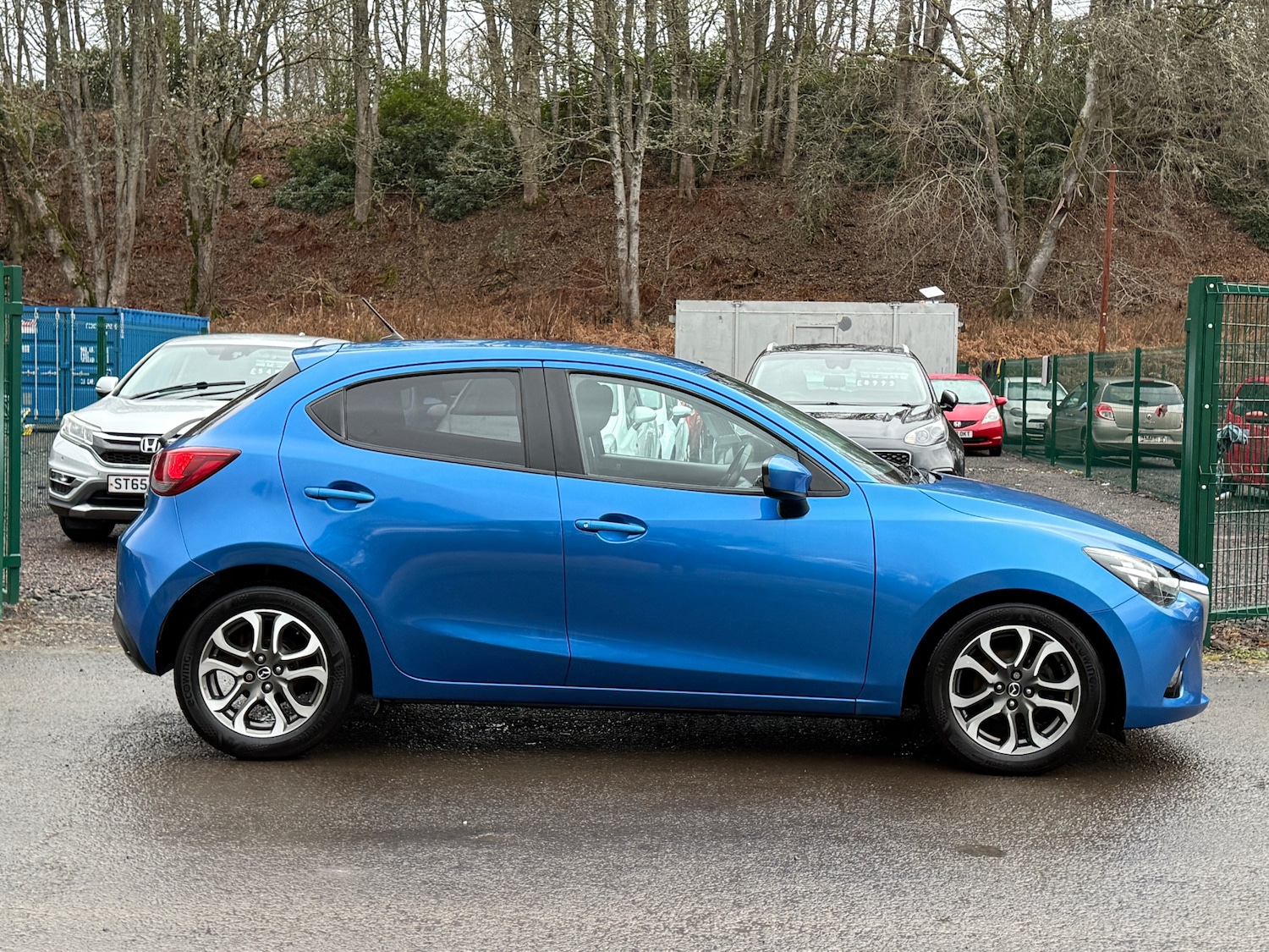 Used Mazda Mazda2 2015 for sale - 77201522: Photo 4