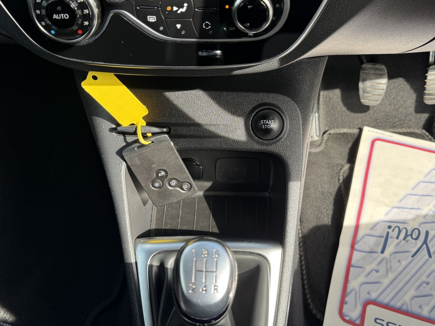 Used Renault Captur 2017 for sale - 78112142: Photo 29