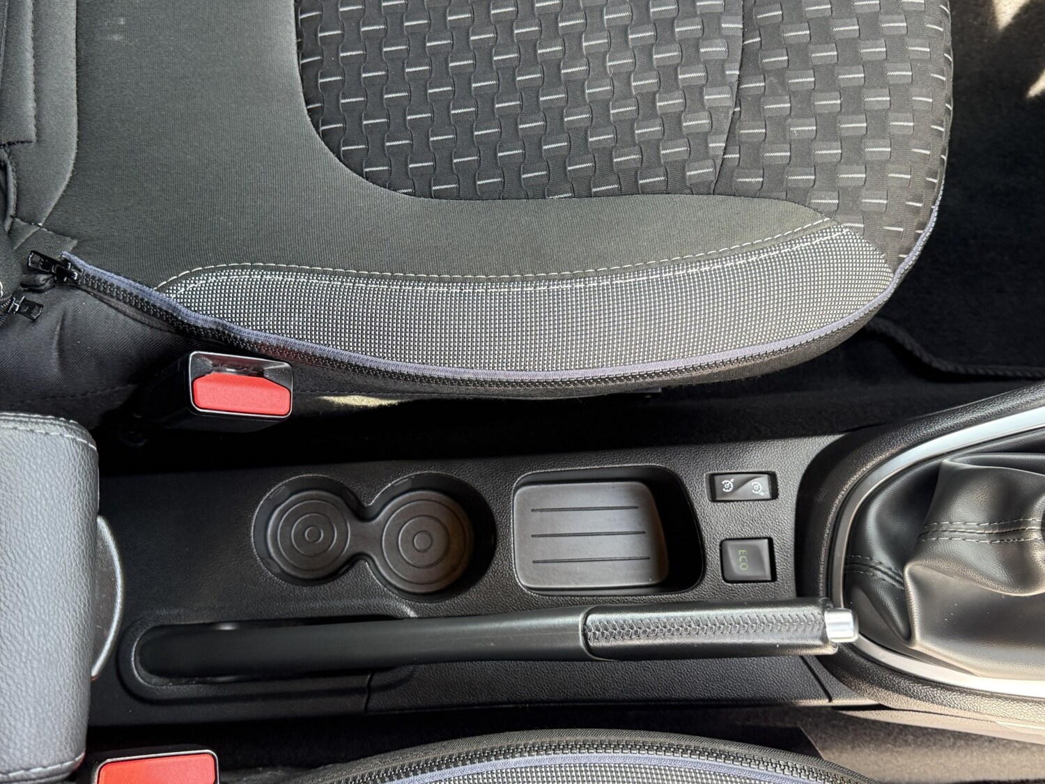 Used Renault Captur 2017 for sale - 78112142: Photo 31