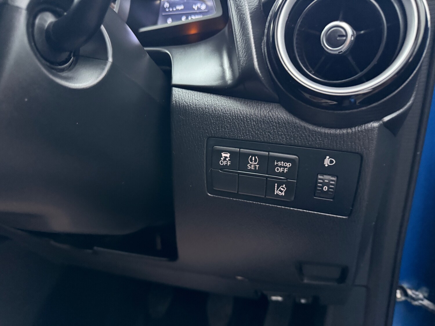 Used Mazda Mazda2 2015 for sale - 77628734: Photo 23