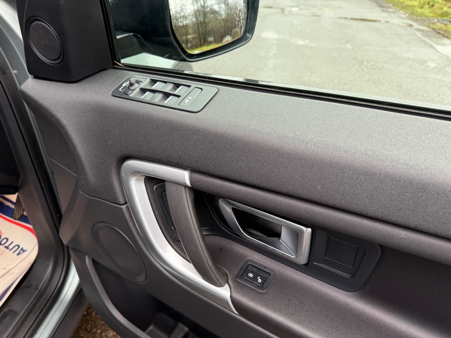 Used Land Rover Discovery Sport 2017 for sale - 76726172: Photo 16