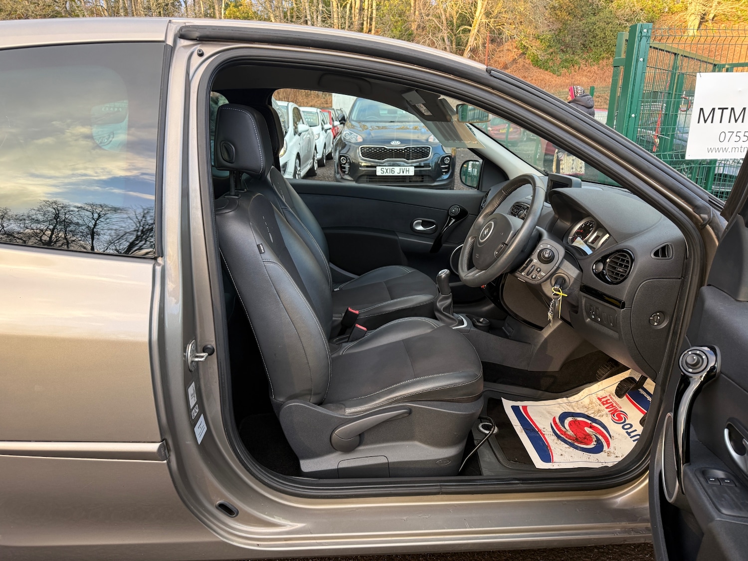 Used Renault Clio 2012 for sale - 77213869: Photo 17