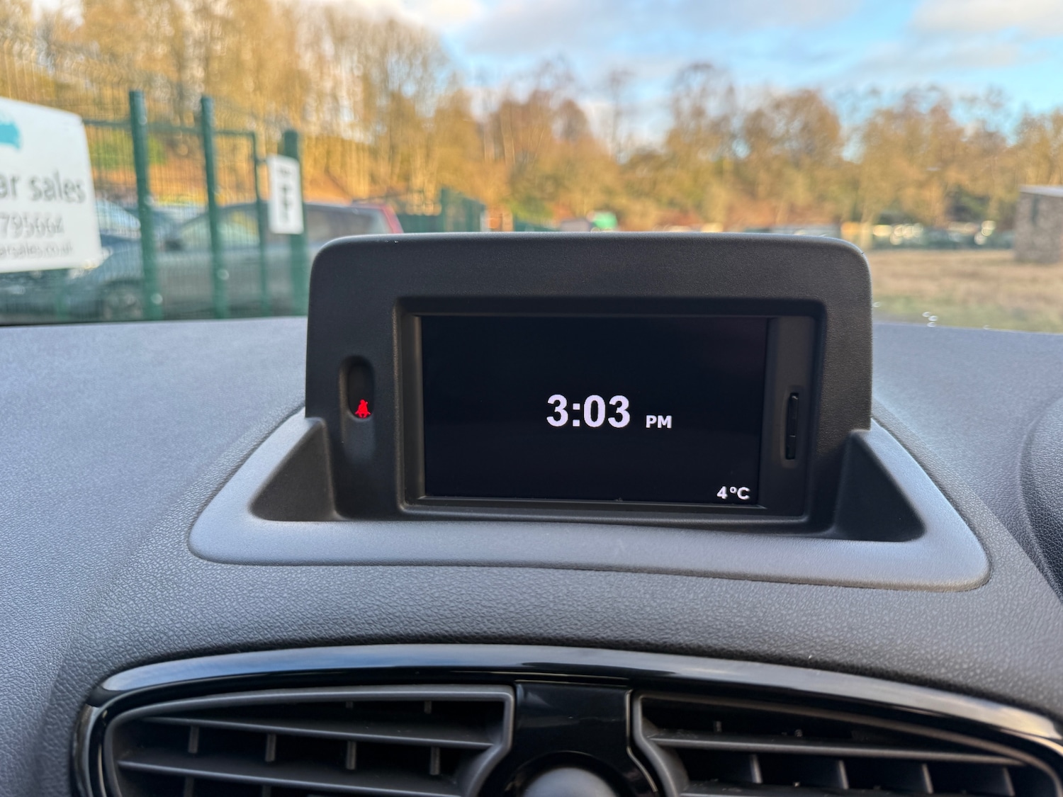 Used Renault Clio 2012 for sale - 77213869: Photo 21