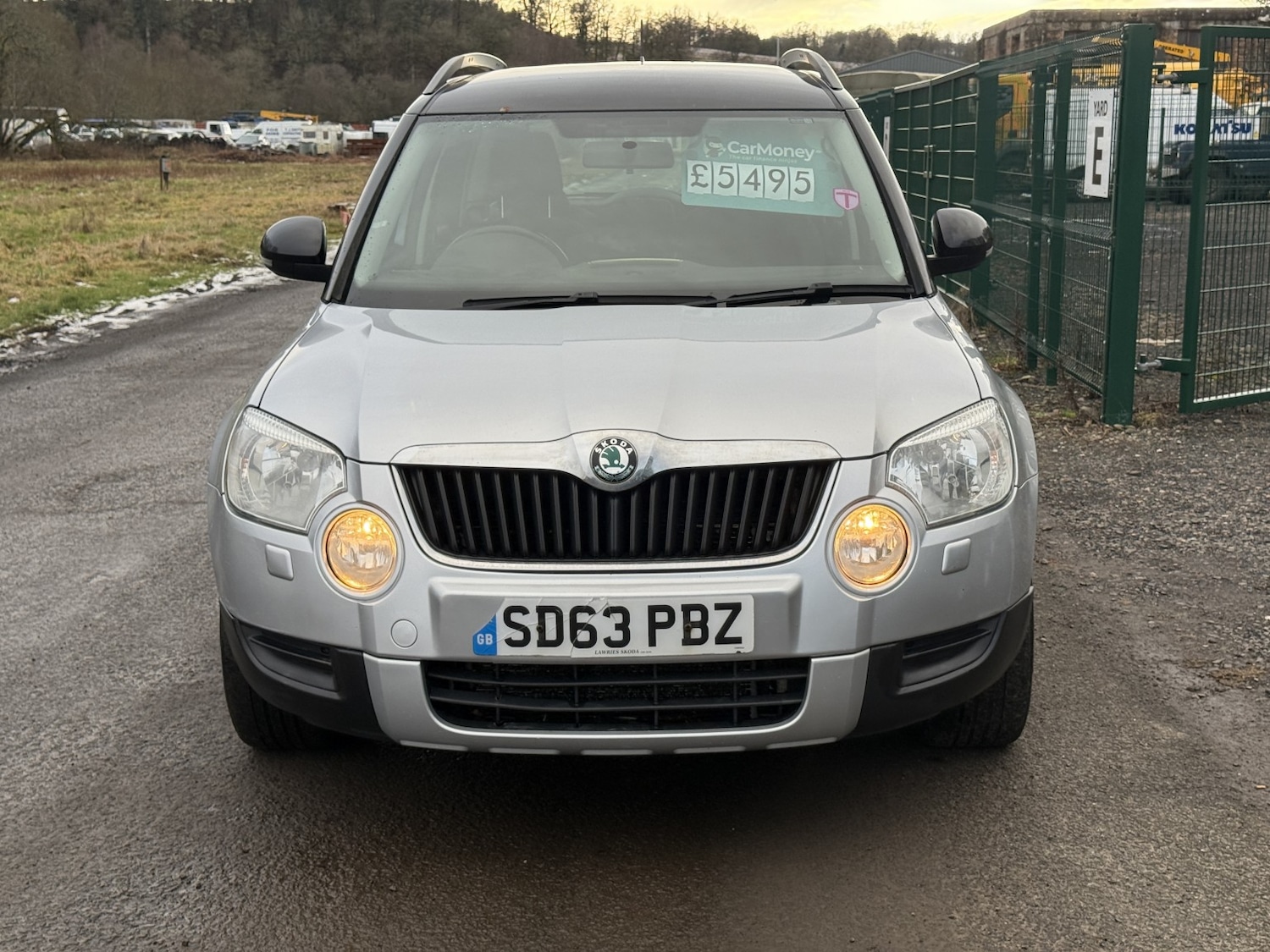 Used Skoda Yeti 2013 for sale - 77801800: Photo 2