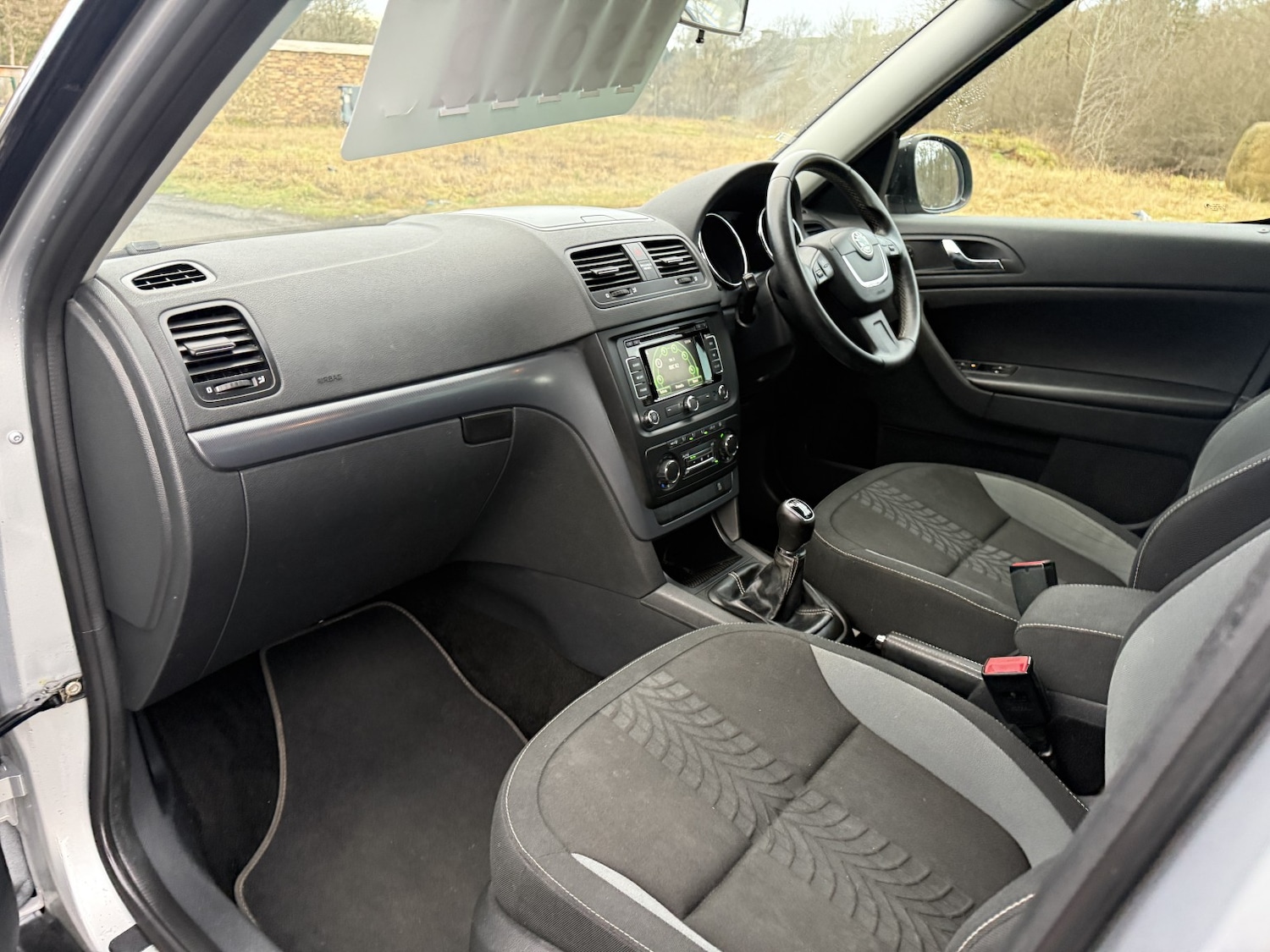 Used Skoda Yeti 2013 for sale - 77801800: Photo 31