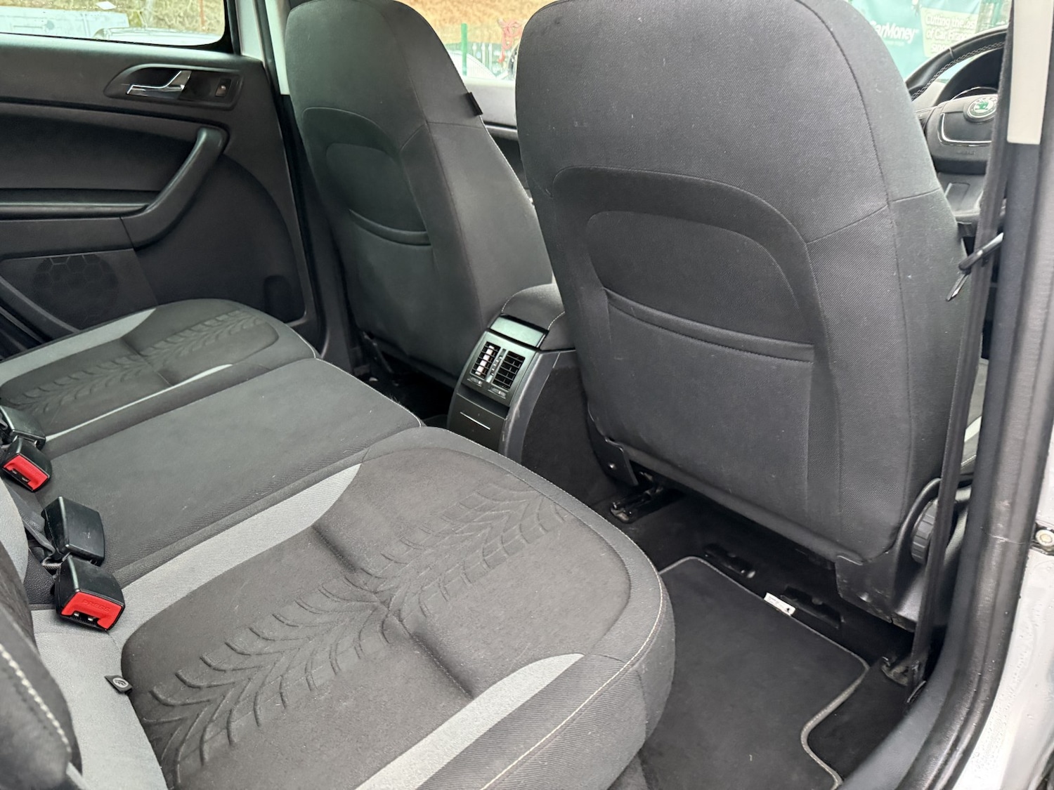 Used Skoda Yeti 2013 for sale - 77801800: Photo 36