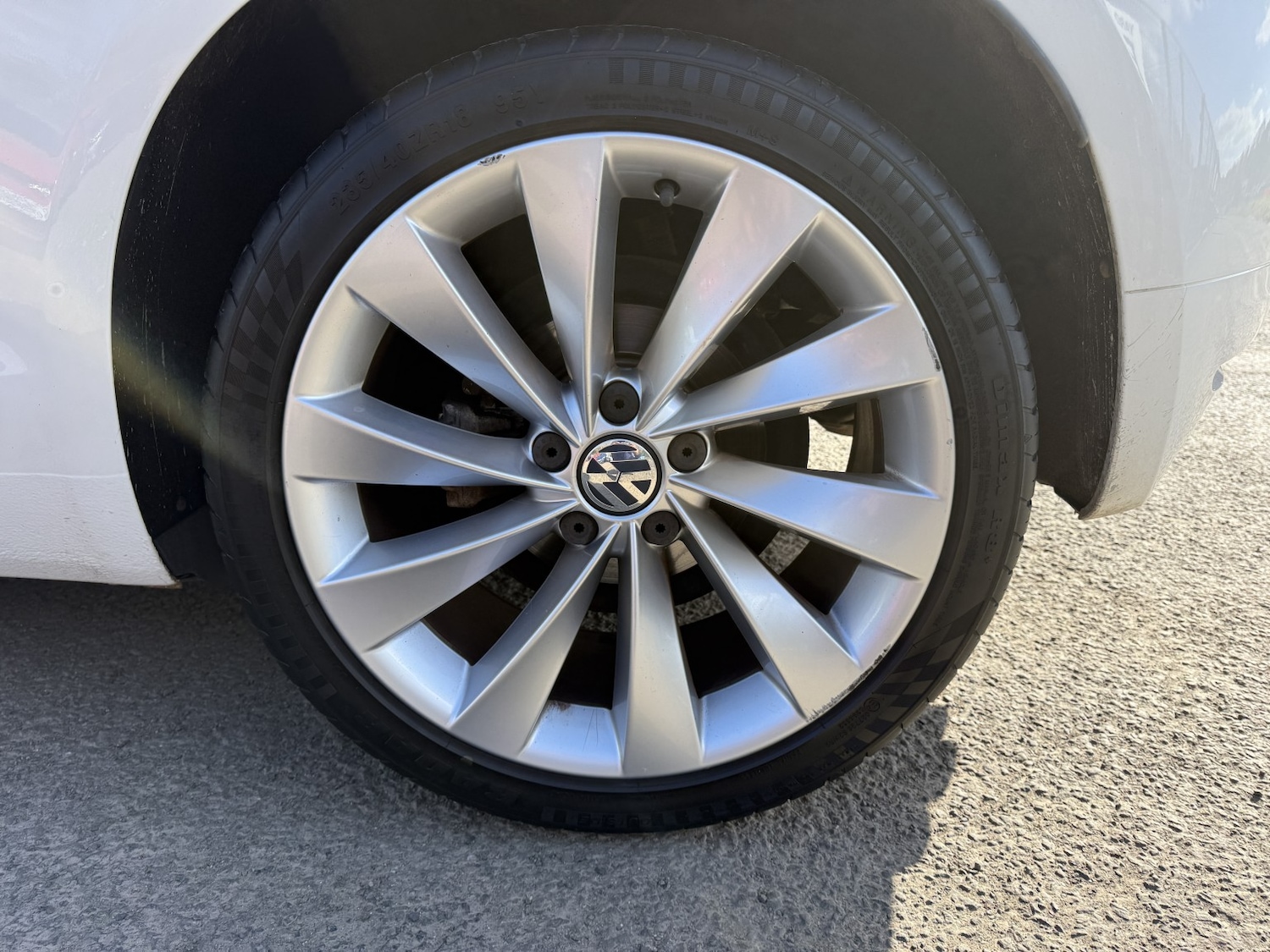 Used Volkswagen Scirocco 2010 for sale - 77981832: Photo 12