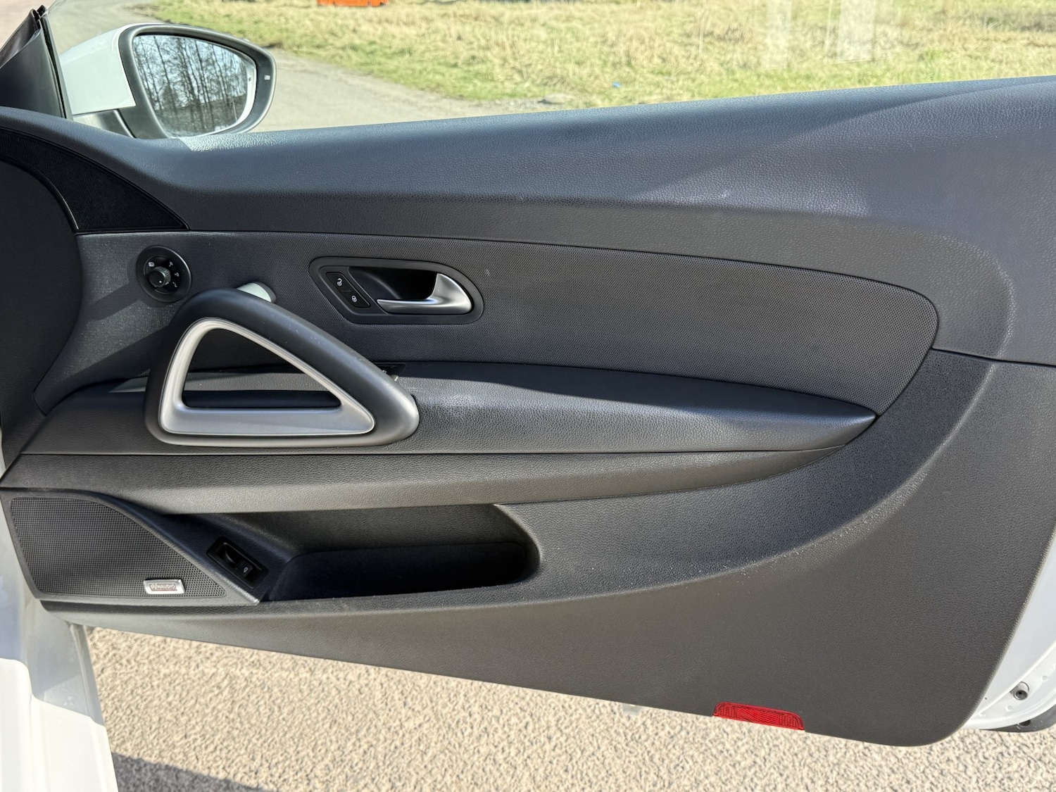 Used Volkswagen Scirocco 2010 for sale - 77981832: Photo 18