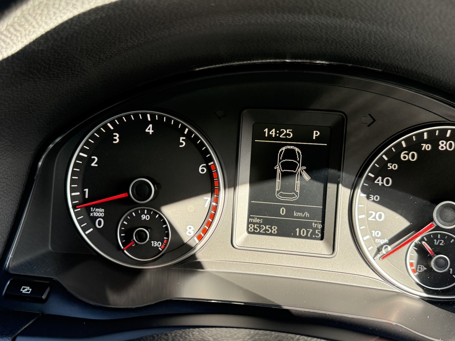 Used Volkswagen Scirocco 2010 for sale - 77981832: Photo 22