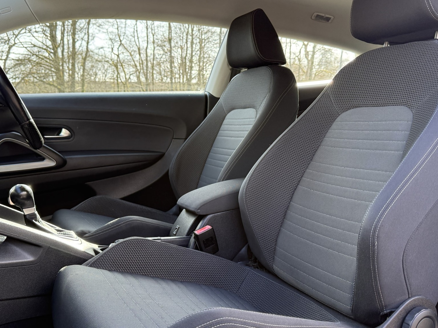 Used Volkswagen Scirocco 2010 for sale - 77981832: Photo 30