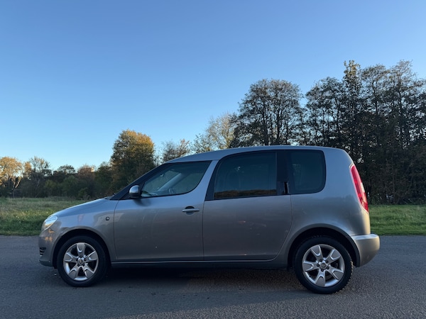 Used Skoda Roomster 2013 for sale - 76237287: Photo 9