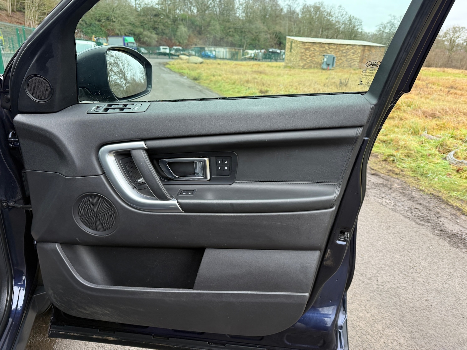 Used Land Rover Discovery Sport 2017 for sale - 77051764: Photo 17