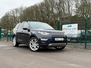 Used Land Rover Discovery Sport 2017 for sale - 77051764: Photo