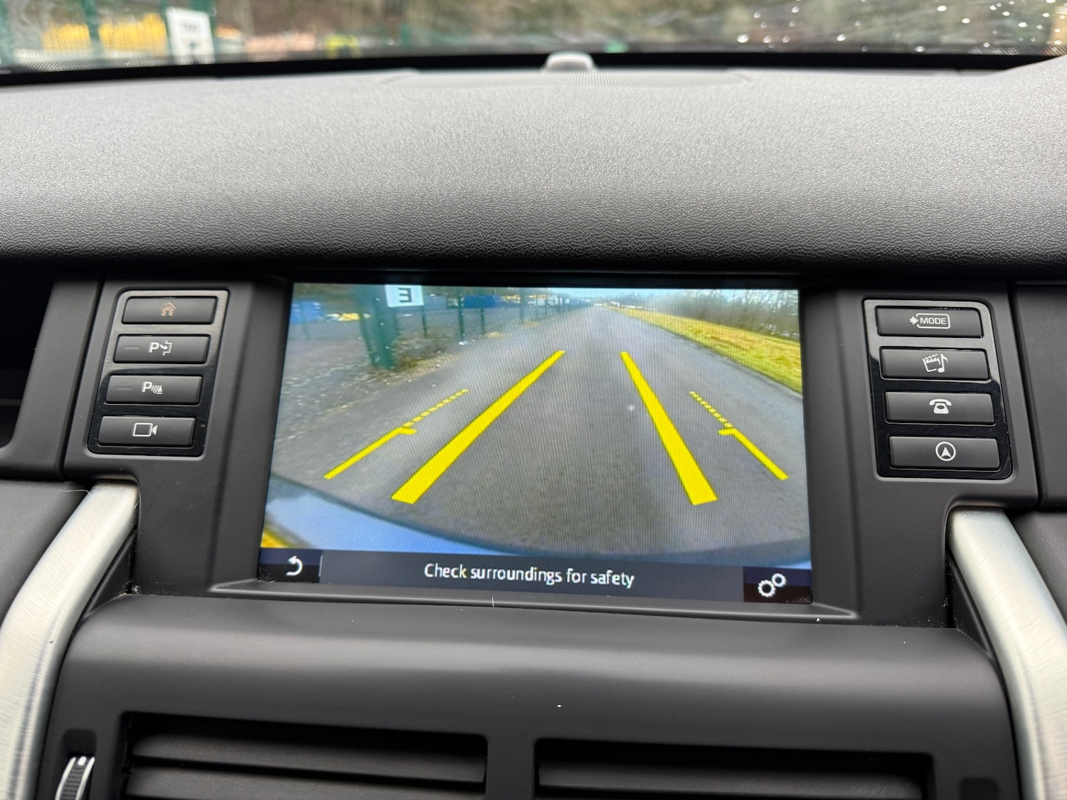 Used Land Rover Discovery Sport 2017 for sale - 77051764: Photo 22