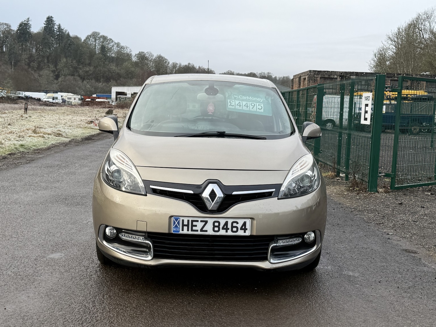Used Renault Scenic 2015 for sale - 77801810: Photo 2