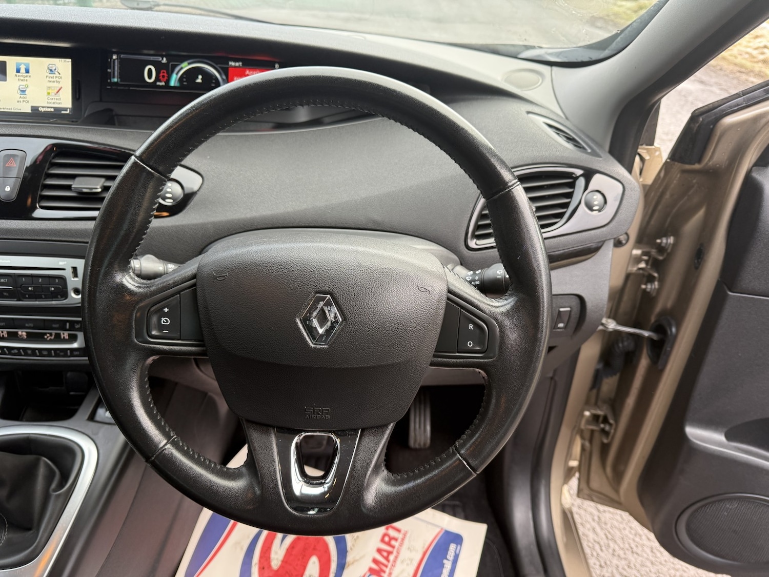 Used Renault Scenic 2015 for sale - 77801810: Photo 21