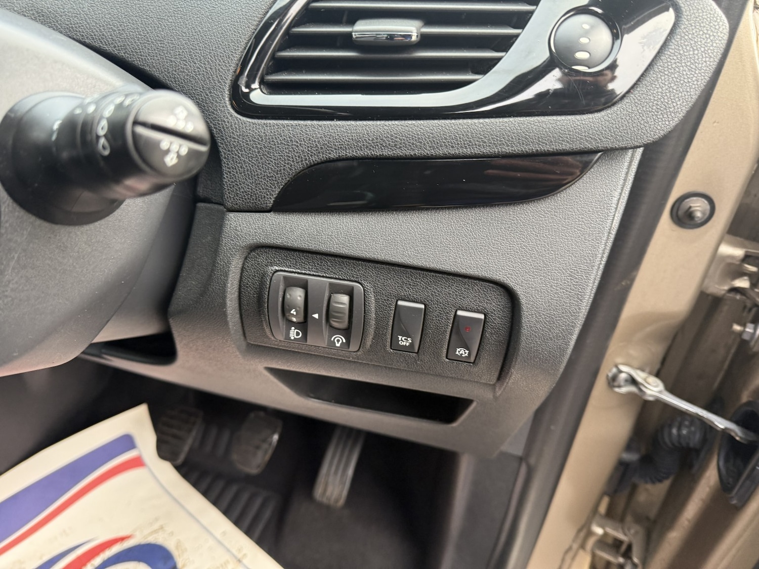 Used Renault Scenic 2015 for sale - 77801810: Photo 22