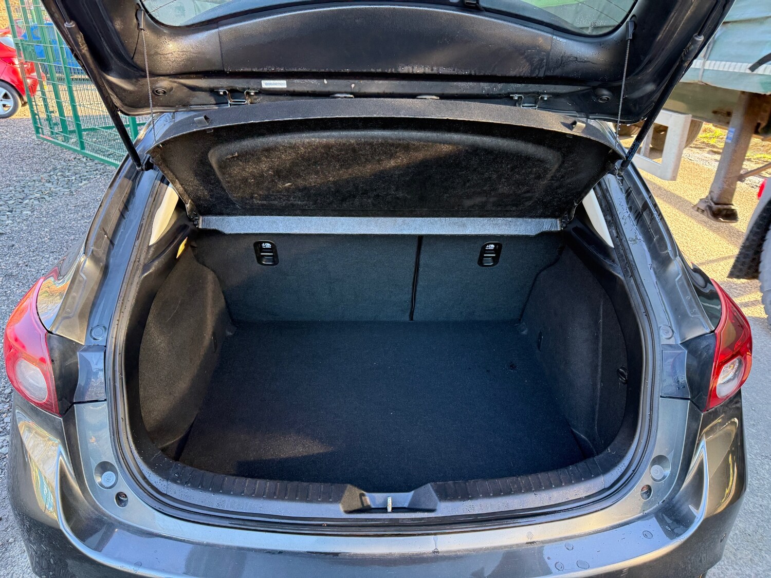 Used Mazda Mazda3 2017 for sale - 77549265: Photo 36