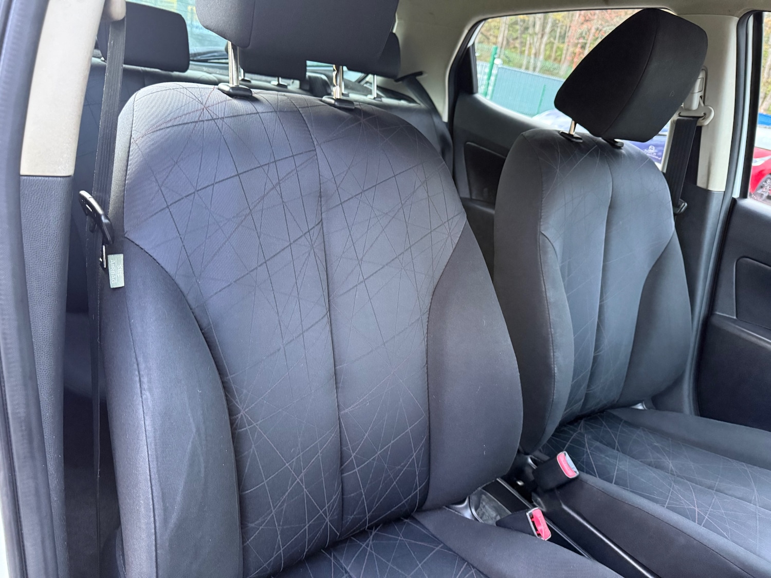 Used Mazda Mazda2 2011 for sale - 76445899: Photo 18