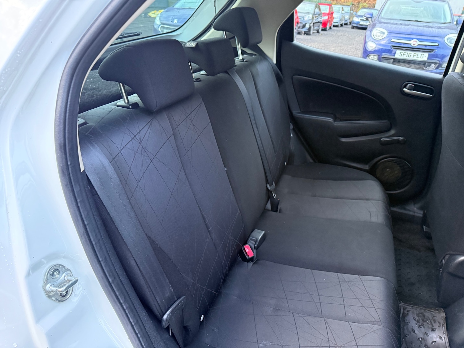 Used Mazda Mazda2 2011 for sale - 76445899: Photo 20