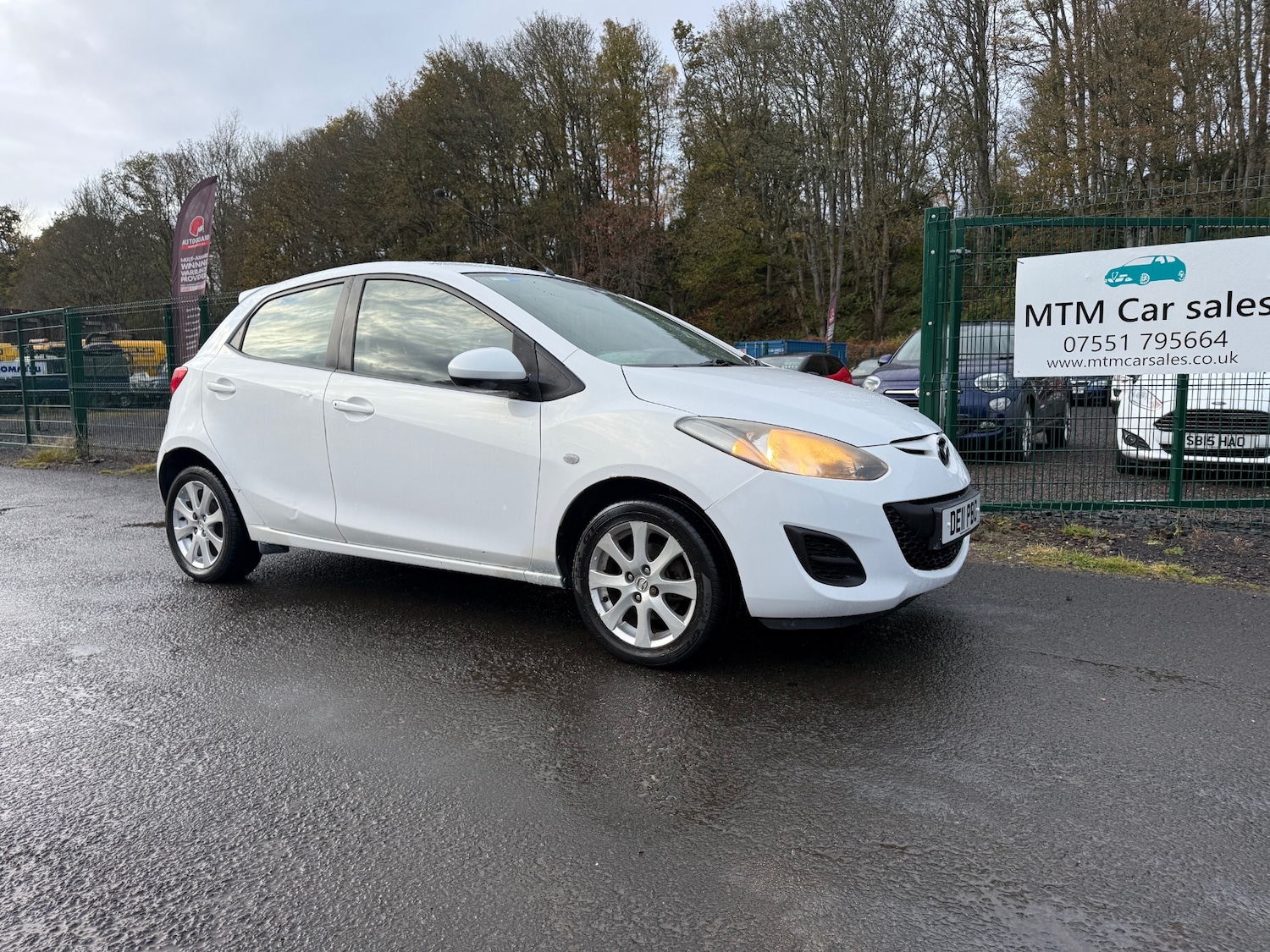 Used Mazda Mazda2 2011 for sale - 76445899: Photo 3