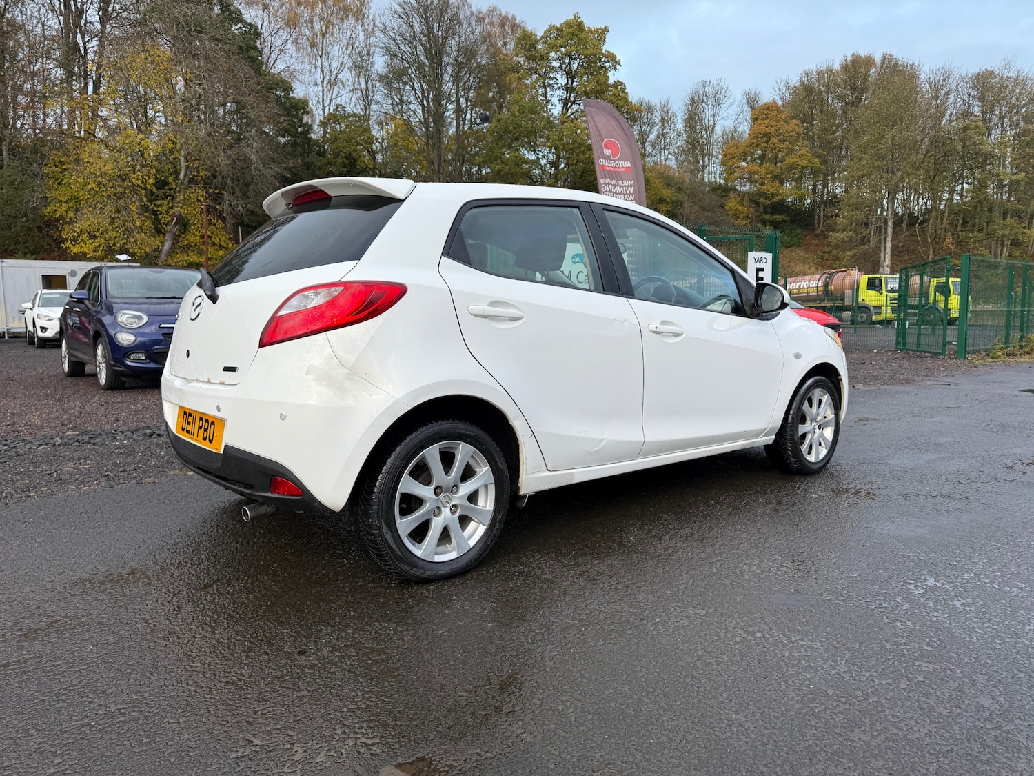 Used Mazda Mazda2 2011 for sale - 76445899: Photo 5