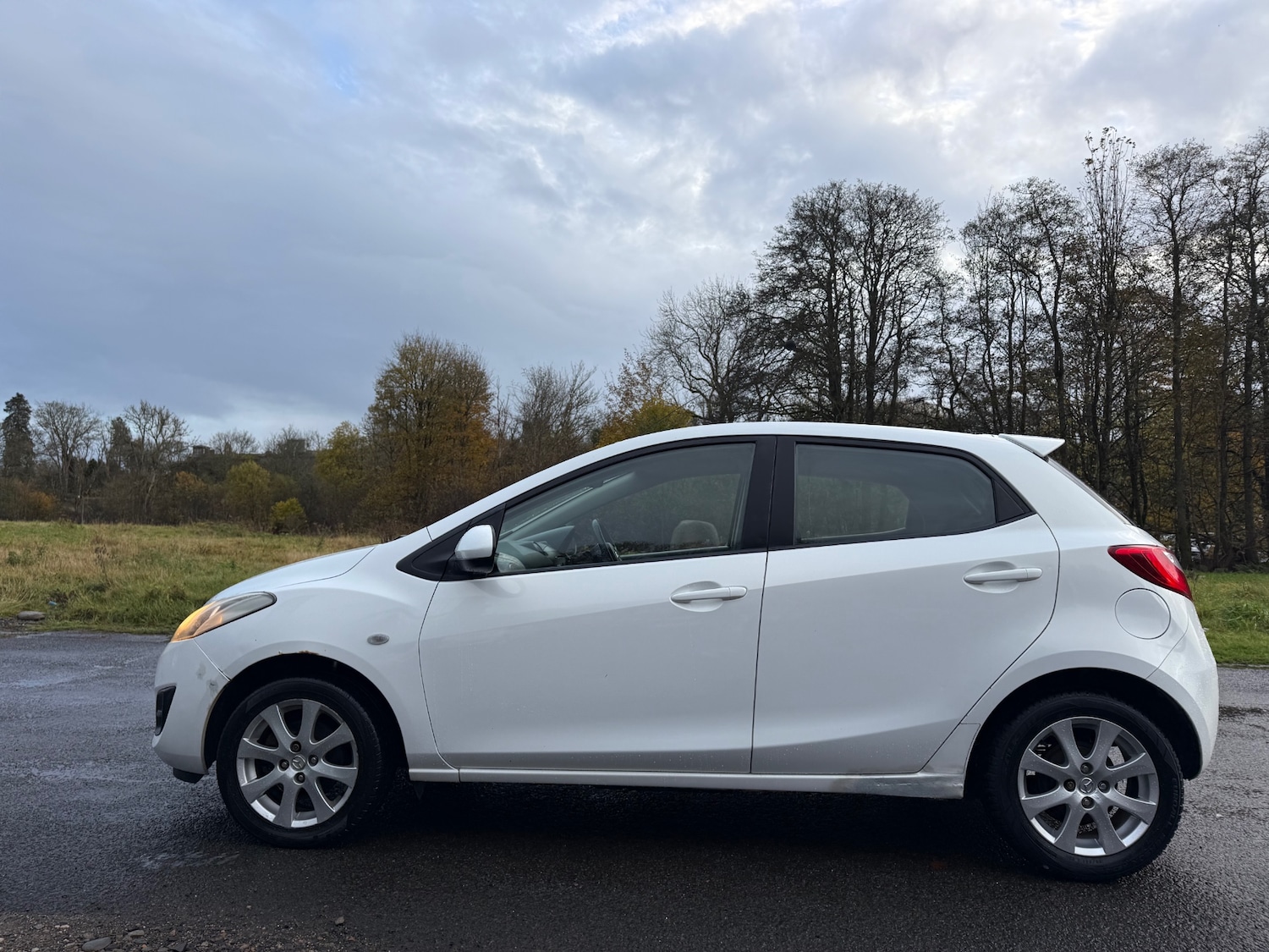 Used Mazda Mazda2 2011 for sale - 76445899: Photo 8
