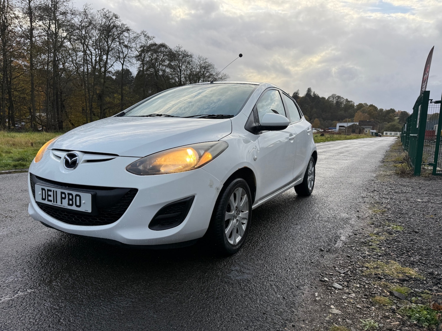 Used Mazda Mazda2 2011 for sale - 76445899: Photo 9