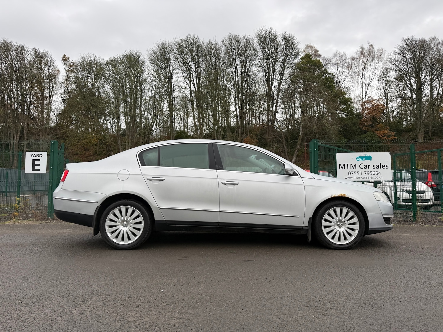 Used Volkswagen Passat 2009 for sale - 76541361: Photo 4