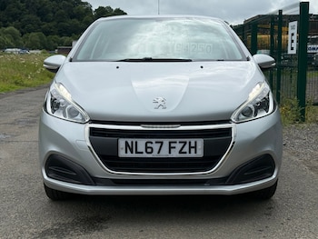 Used Peugeot 208 2017 for sale - 79100123: Photo