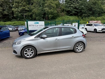 Used Peugeot 208 2017 for sale - 79100123: Photo