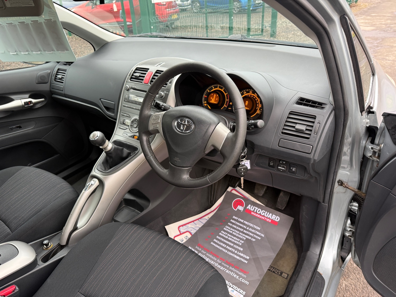 Used Toyota Auris 2009 for sale - 77537109: Photo 19