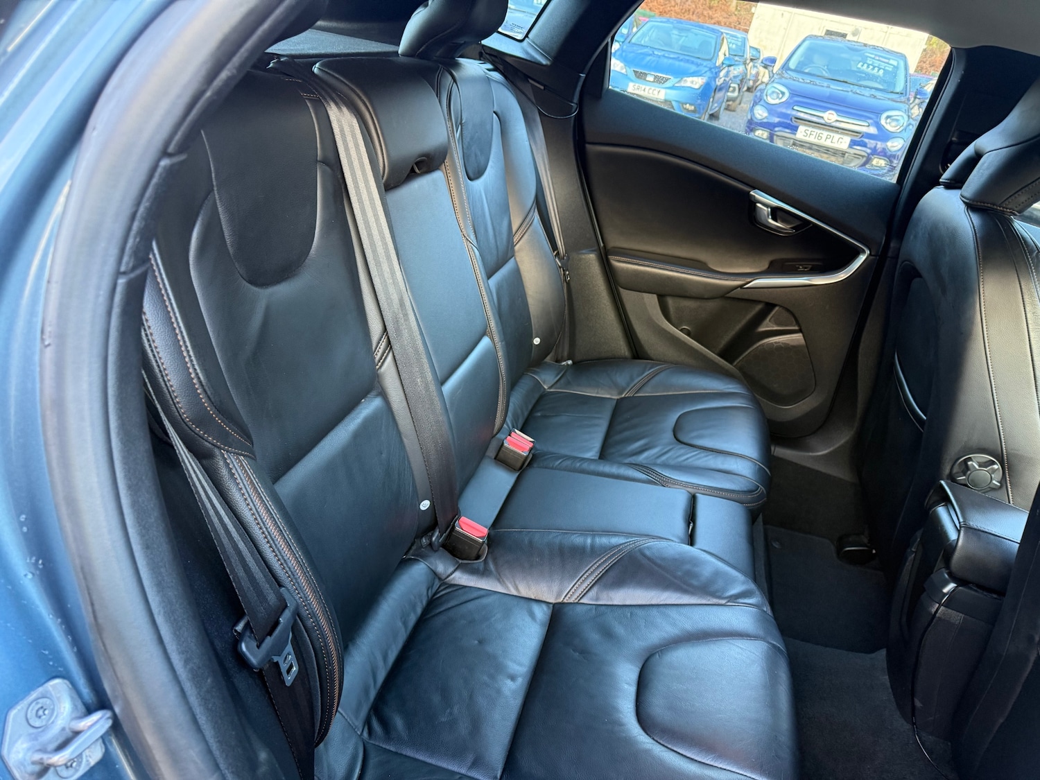 Used Volvo V40 2013 for sale - 76853415: Photo 29