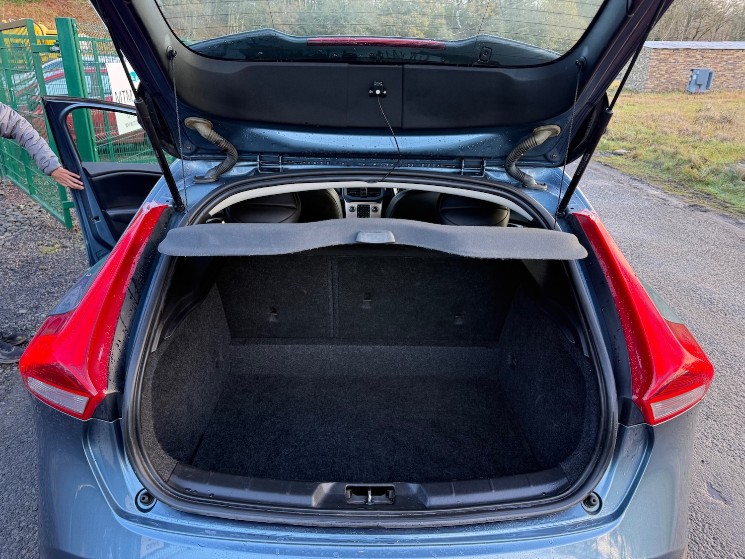 Used Volvo V40 2013 for sale - 76853415: Photo 33