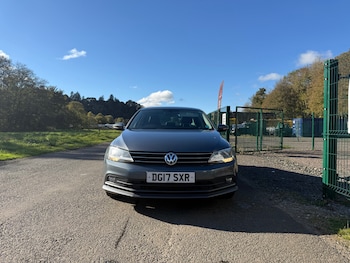 Used Volkswagen Jetta 2017 for sale - 76249946: Photo 2